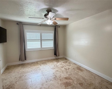 679 Lake Dexter Circle - Photo Thumbnail 9