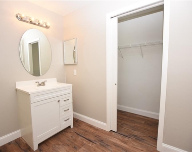 1224 Waterview Boulevard E - Photo Thumbnail 12