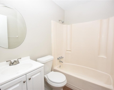1224 Waterview Boulevard E - Photo Thumbnail 19