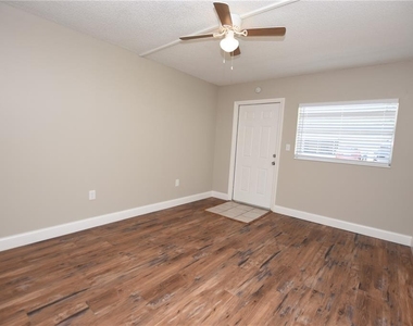 1224 Waterview Boulevard E - Photo Thumbnail 23