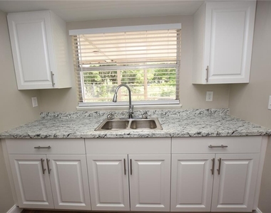 1224 Waterview Boulevard E - Photo Thumbnail 4