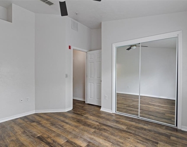 6519 W Newberry Road - Photo Thumbnail 16