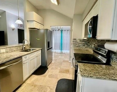 8312 Sw 61st Place - Photo Thumbnail 2
