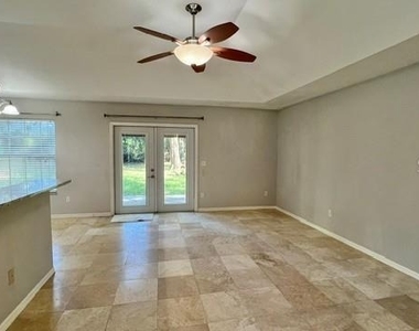 8312 Sw 61st Place - Photo Thumbnail 4