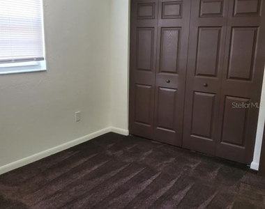 3233 Se 22nd Place - Photo Thumbnail 3