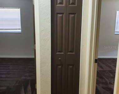 3233 Se 22nd Place - Photo Thumbnail 15