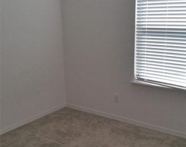 2210 Anoka Way - Photo Thumbnail 17
