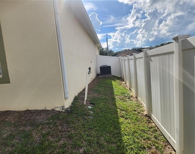 2210 Anoka Way - Photo Thumbnail 22