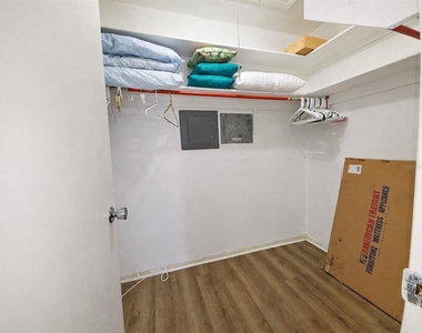 11251 80th Avenue - Photo Thumbnail 11
