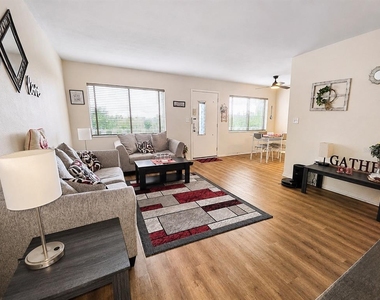 11251 80th Avenue - Photo Thumbnail 2