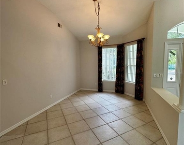 2001 Park Forest Boulevard - Photo Thumbnail 4