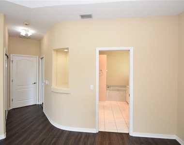 10 Crampton Court - Photo Thumbnail 24