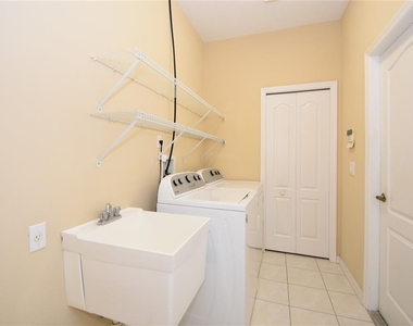 10 Crampton Court - Photo Thumbnail 44