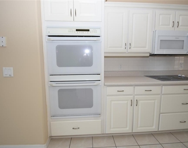 10 Crampton Court - Photo Thumbnail 10