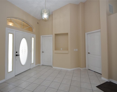 10 Crampton Court - Photo Thumbnail 11