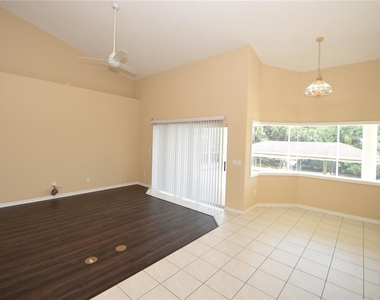 10 Crampton Court - Photo Thumbnail 12