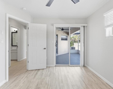 9216 Anita Avenue - Photo Thumbnail 16