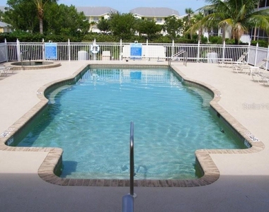 2002 Bal Harbor Boulevard - Photo Thumbnail 24