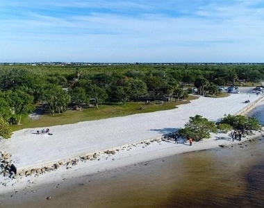 2002 Bal Harbor Boulevard - Photo Thumbnail 28