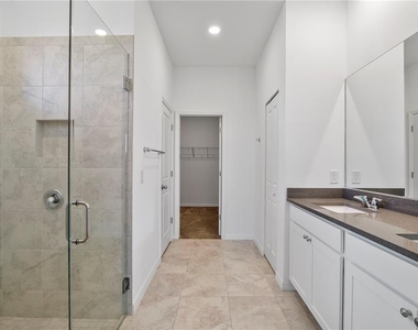 16369 Palmetto Street - Photo Thumbnail 16