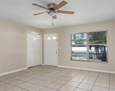 4115 37th Street W - Photo Thumbnail 6