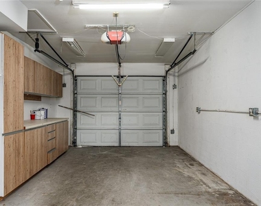 4115 37th Street W - Photo Thumbnail 9