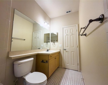 7669 Plantation Circle - Photo Thumbnail 18