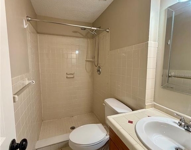 5928 36th Avenue Circle W - Photo Thumbnail 17