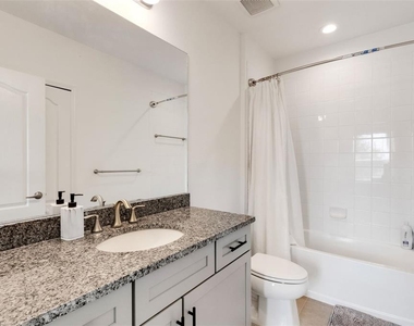 8403 Canyon Creek Trail - Photo Thumbnail 7