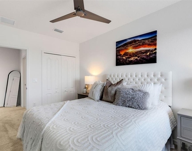 8403 Canyon Creek Trail - Photo Thumbnail 11