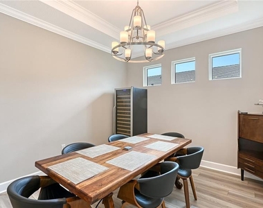 3231 Alba Circle - Photo Thumbnail 12