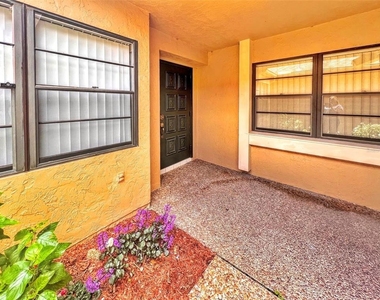 5549 Boulder Boulevard - Photo Thumbnail 1