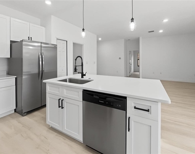 2338 Littlefield Lane - Photo Thumbnail 4
