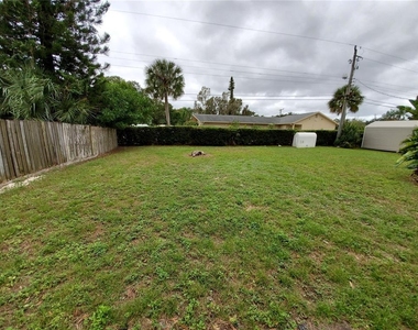 3918 25th Street W - Photo Thumbnail 11