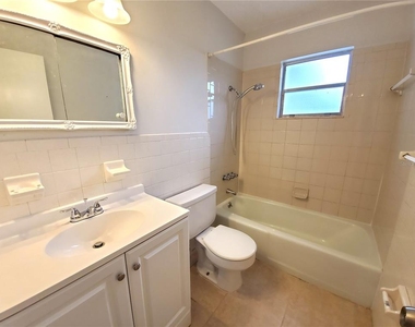 3918 25th Street W - Photo Thumbnail 10
