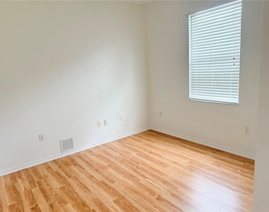 6607 Meandering Way - Photo Thumbnail 19