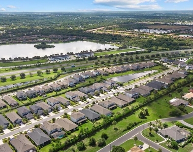 15360 Isla Palma Lane - Photo Thumbnail 49