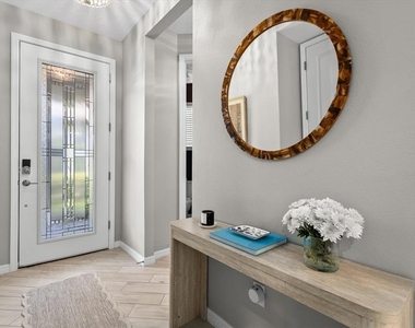 15360 Isla Palma Lane - Photo Thumbnail 2