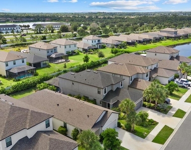 15360 Isla Palma Lane - Photo Thumbnail 43