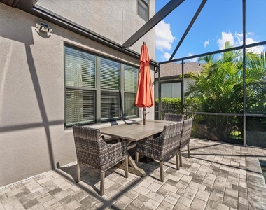 15360 Isla Palma Lane - Photo Thumbnail 34