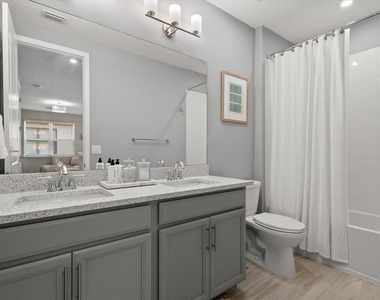 15360 Isla Palma Lane - Photo Thumbnail 22