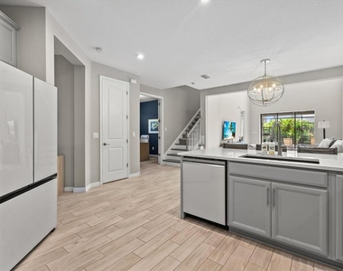 15360 Isla Palma Lane - Photo Thumbnail 5