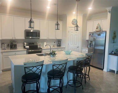 10054 Crooked Creek Drive - Photo Thumbnail 2