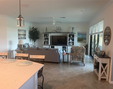 10054 Crooked Creek Drive - Photo Thumbnail 3