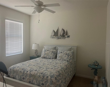 10054 Crooked Creek Drive - Photo Thumbnail 20