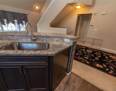 5511 Rosehill Road - Photo Thumbnail 6