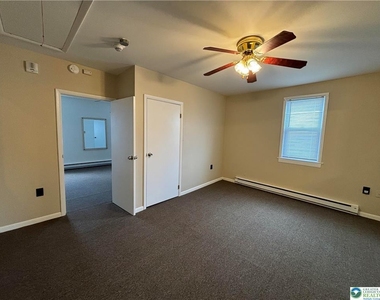 34 S 11th Street - Photo Thumbnail 5