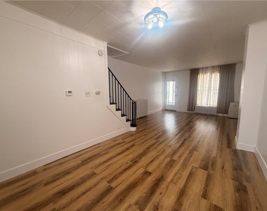 622 Park Street - Photo Thumbnail 2