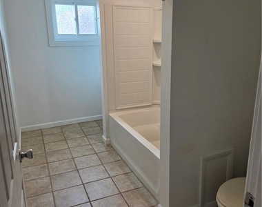 2440 S 4th Street - Photo Thumbnail 13
