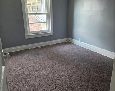 2440 S 4th Street - Photo Thumbnail 11